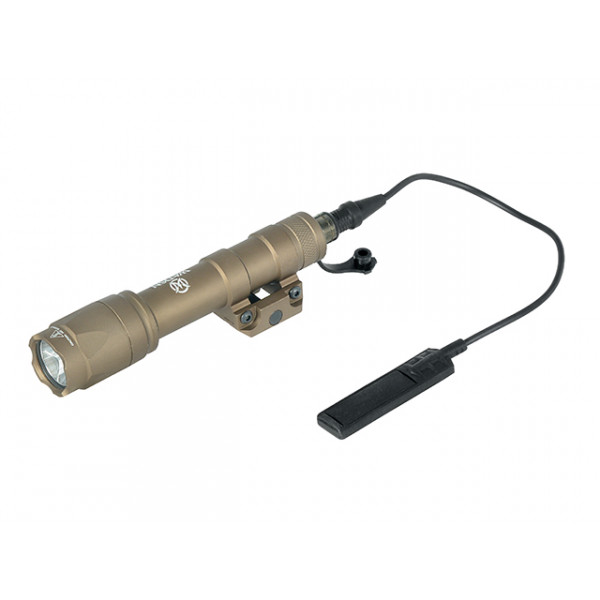 TACTICAL FLASHLIGHT V600 - DARK EARTH [WADSN]